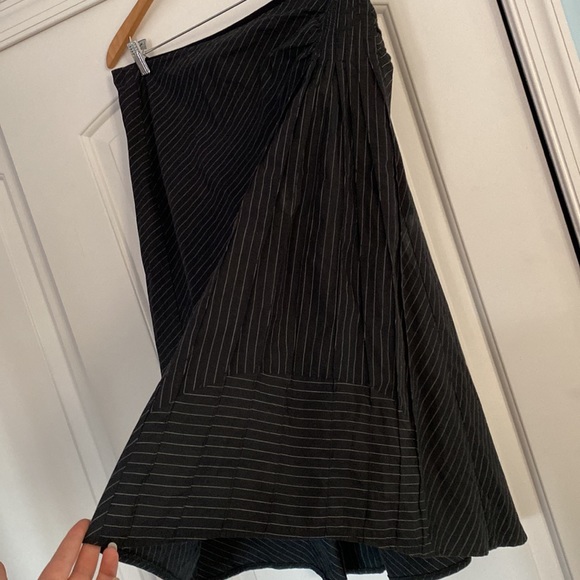 like new skirt! - Picture 2 of 3